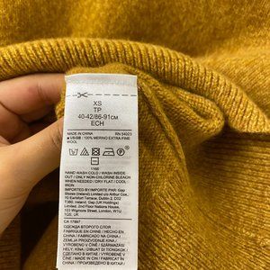 Banana Republic Italian Wool Crew-Neck Sweater, XS, Mustard Yellow